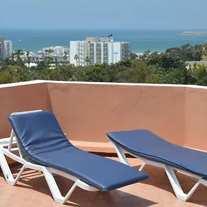 Yasmina Apartahotel